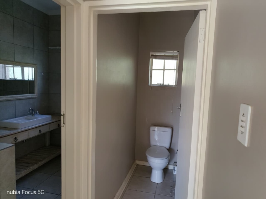 3 Bedroom Property for Sale in Paradise Beach Eastern Cape